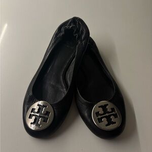 Tory Burch Black Reva Classic Leather Ballet Flats Classic Silver Logo 6.5/7